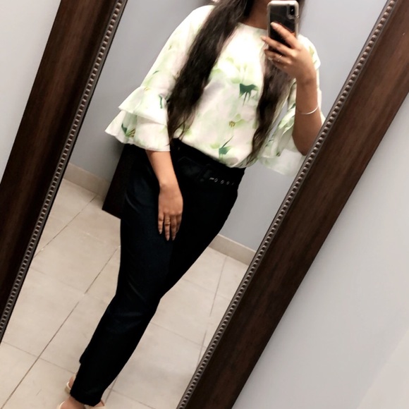 Top - Picture 1 of 1